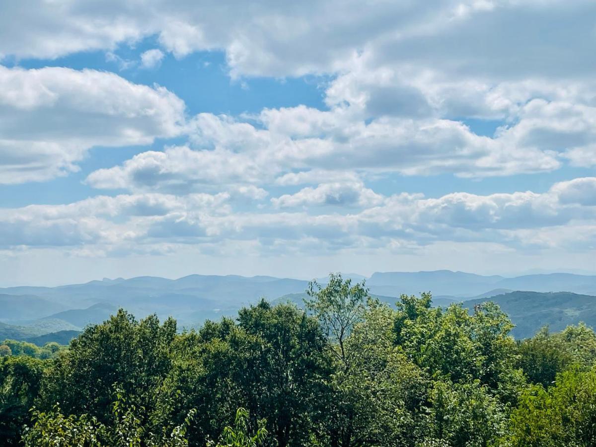 Bucket List Views Sugar Mountain Private Condo - 2Bed, 2Bath, Sleeps 6, Panoramic Views Of Mountains From Large Deck, Short Drive To Shopping, Restaurants, Cafes & Banner Elk Town Eksteriør billede