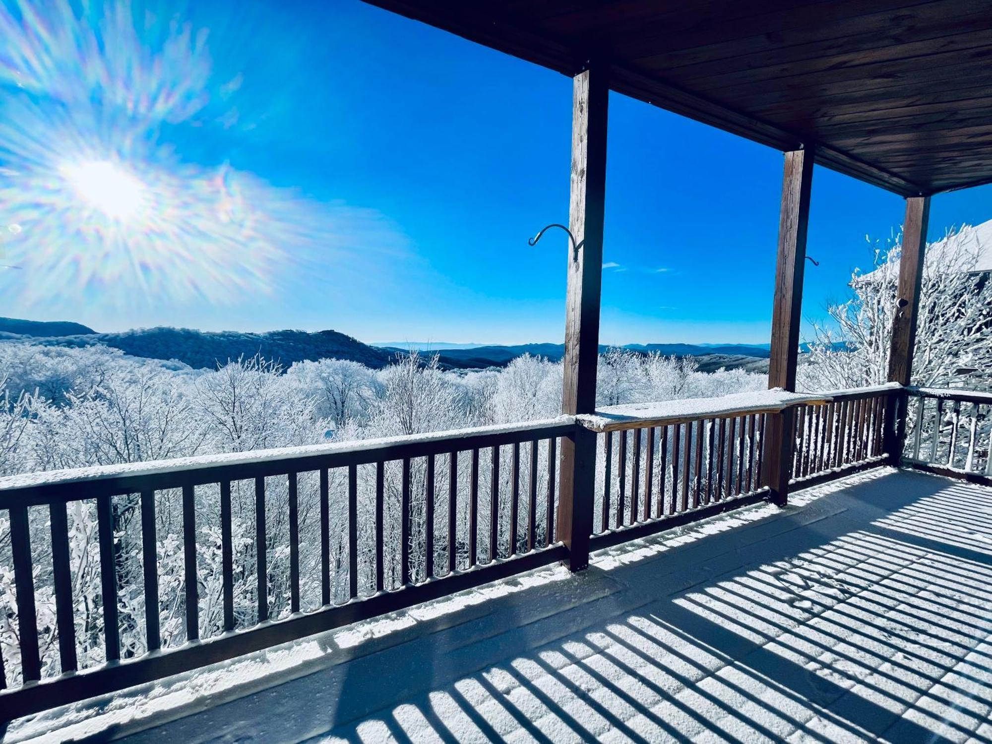 Bucket List Views Sugar Mountain Private Condo - 2Bed, 2Bath, Sleeps 6, Panoramic Views Of Mountains From Large Deck, Short Drive To Shopping, Restaurants, Cafes & Banner Elk Town Eksteriør billede