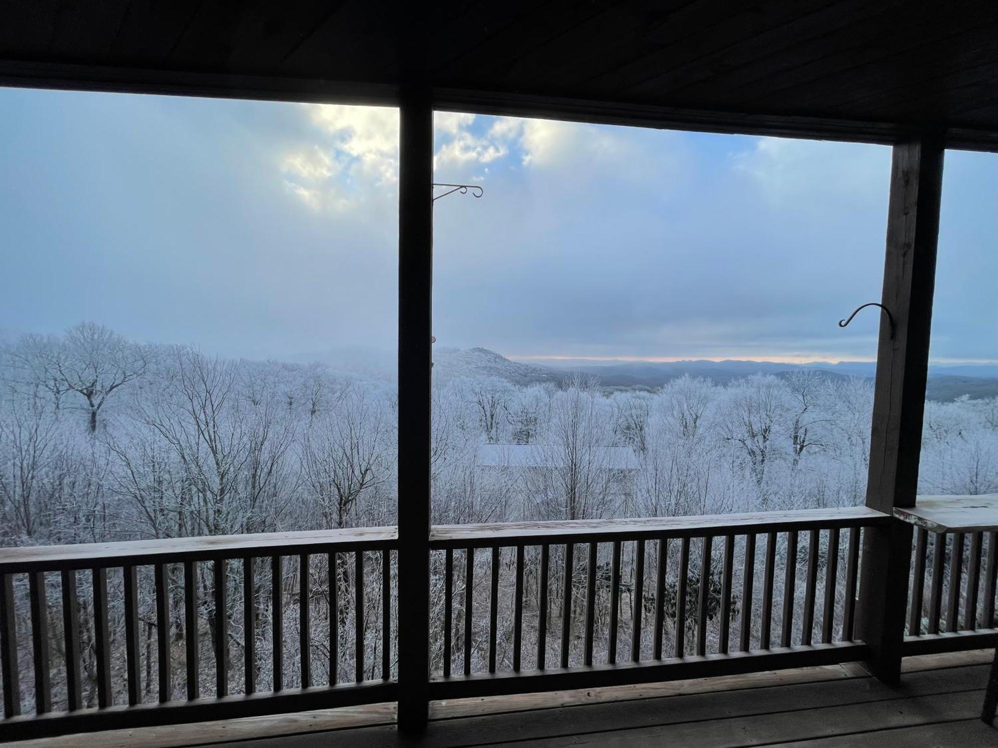Bucket List Views Sugar Mountain Private Condo - 2Bed, 2Bath, Sleeps 6, Panoramic Views Of Mountains From Large Deck, Short Drive To Shopping, Restaurants, Cafes & Banner Elk Town Eksteriør billede